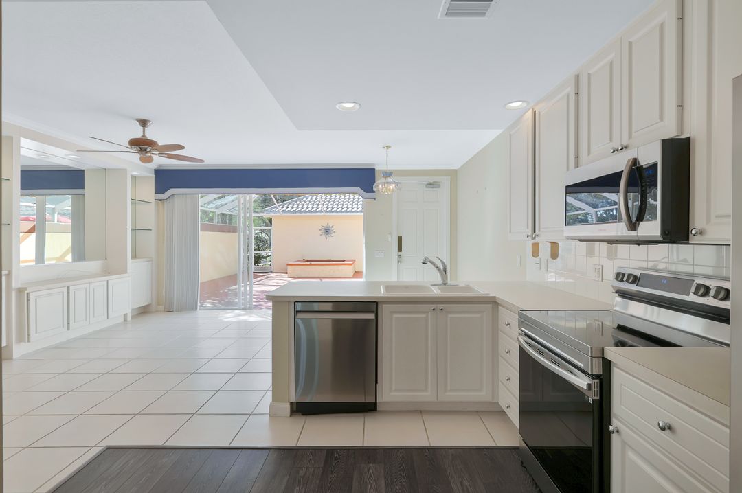 3484 Islandwalk Cir, Naples, FL 34119