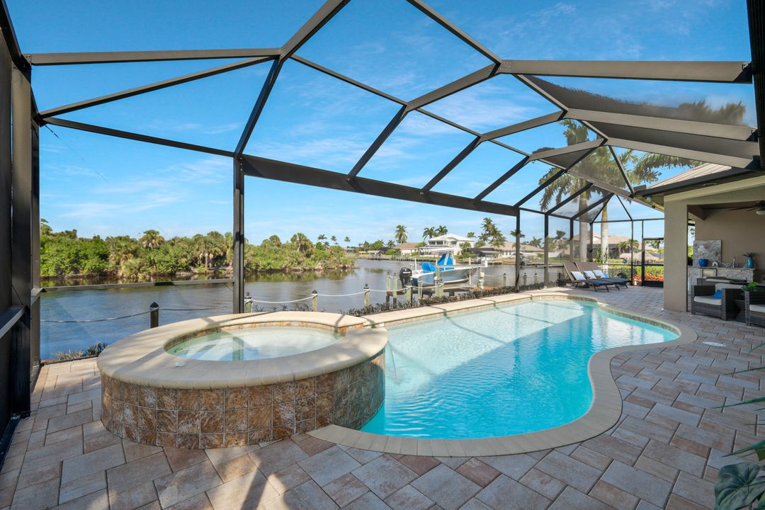 4223 NW 13th St, Cape Coral, FL 33993