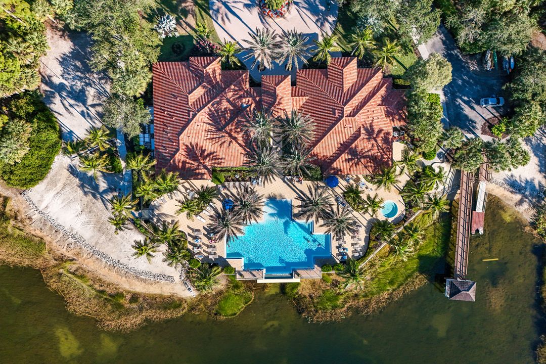 1619 Cayman Ct, Naples, FL 34119