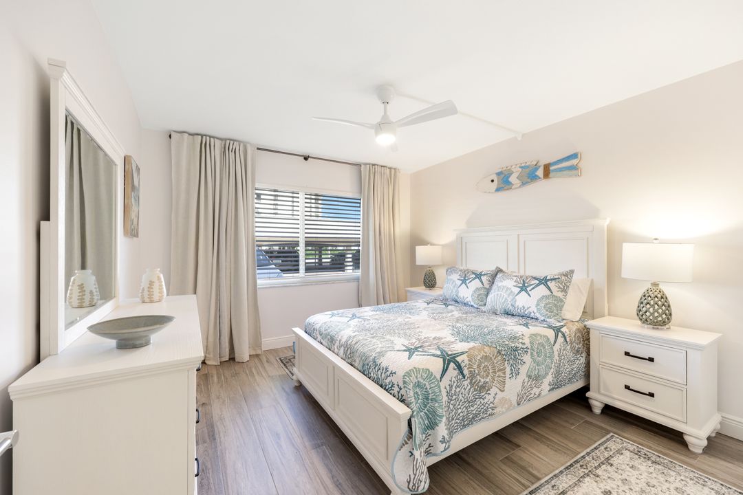 3200 Gulf Shore Blvd N #112, Naples, FL 34103