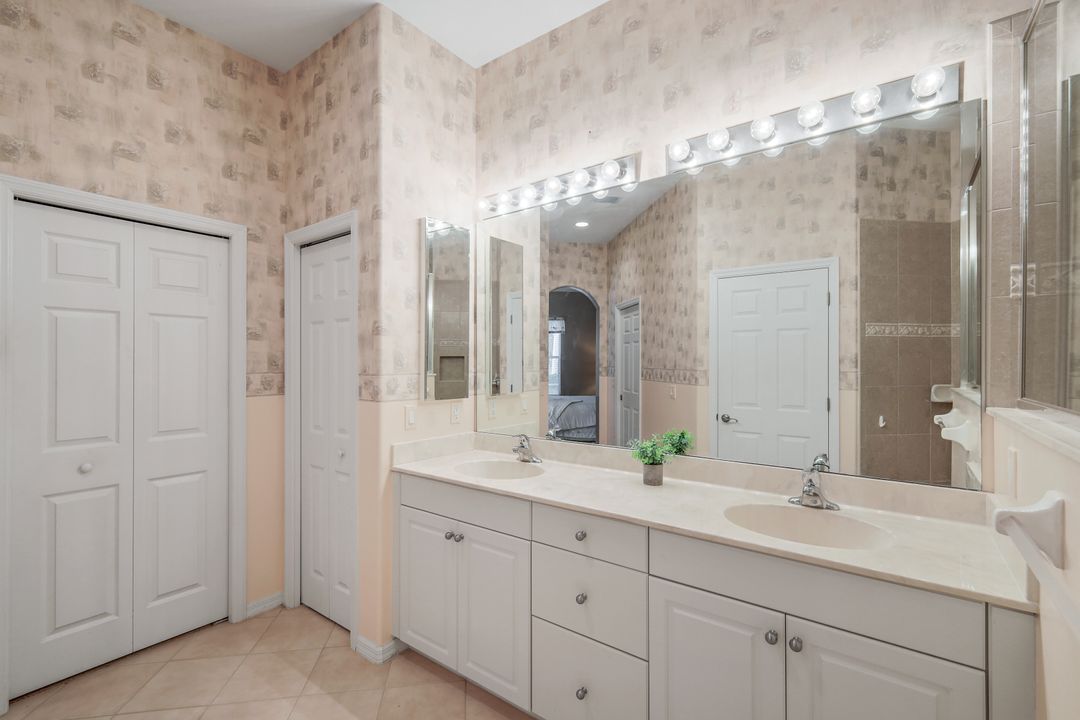 28504 F B Fowler Ct, Bonita Springs, FL 34135