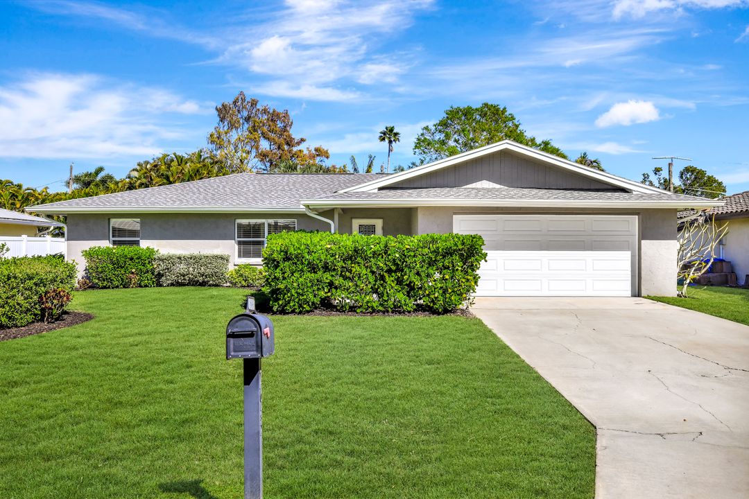 793 Sunset Vista Dr, Fort Myers, FL 33919