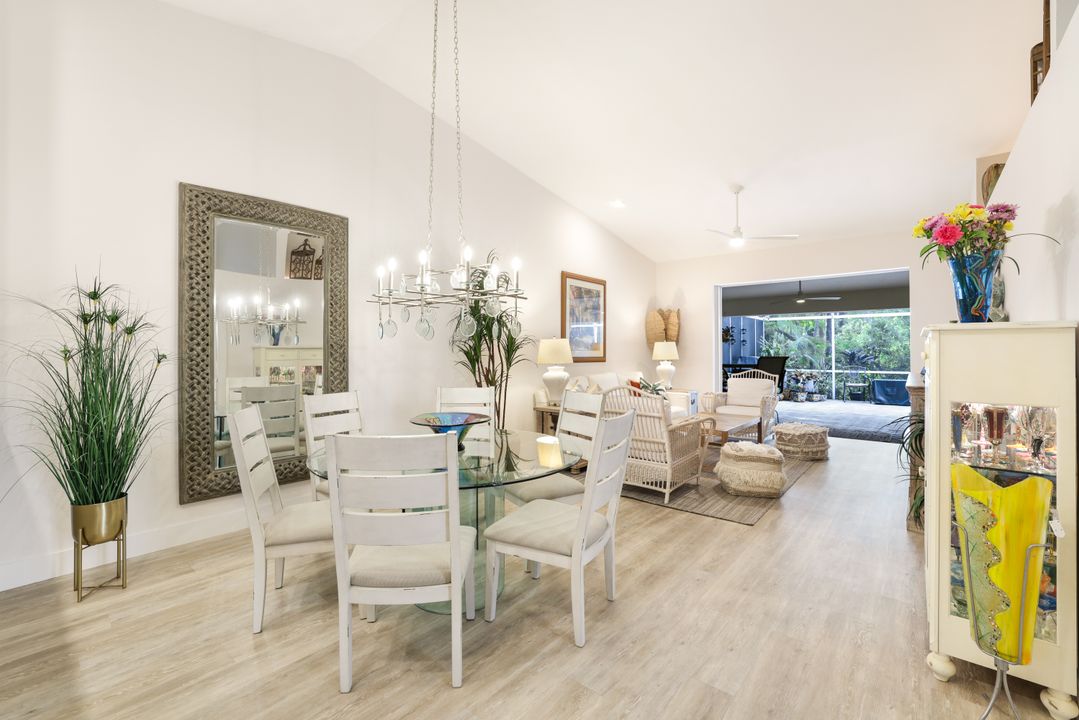 780 Wiggins Bay Dr, Naples, FL 34110
