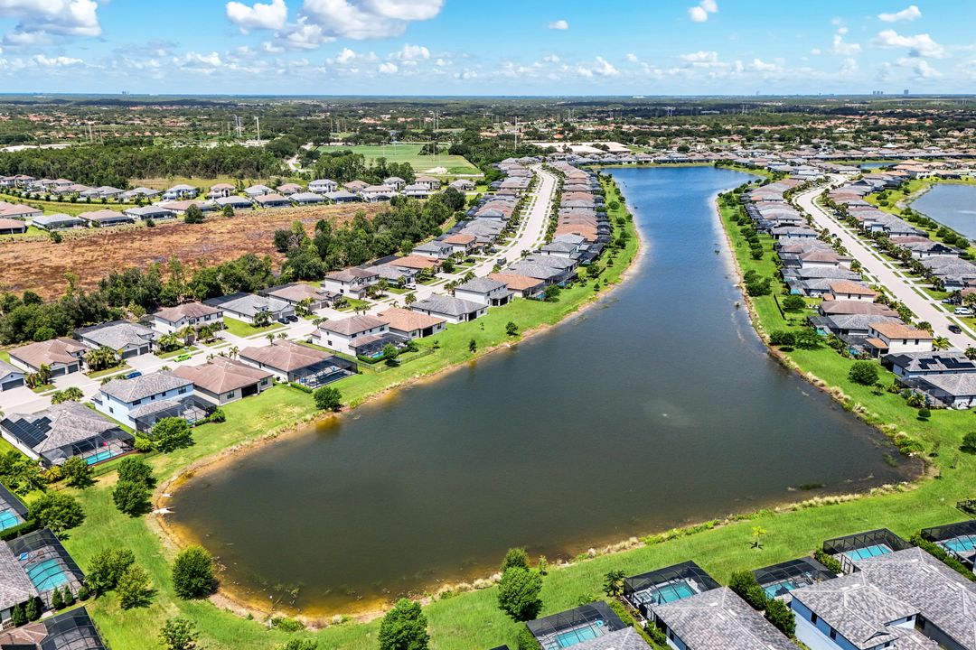 11591 Canopy Loop, Miromar Lakes, FL 33913