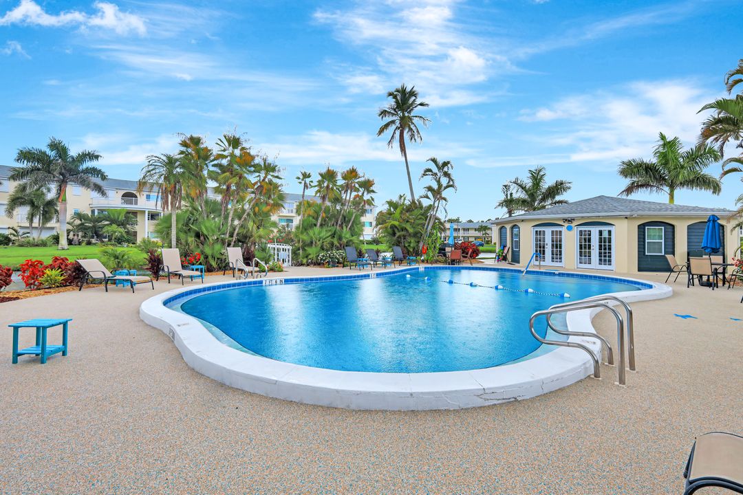 13530 Stratford Pl Cir, Fort Myers, FL 33919