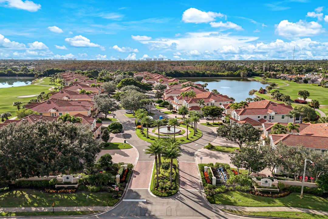 6009 Trophy Dr #802, Naples, FL 34110