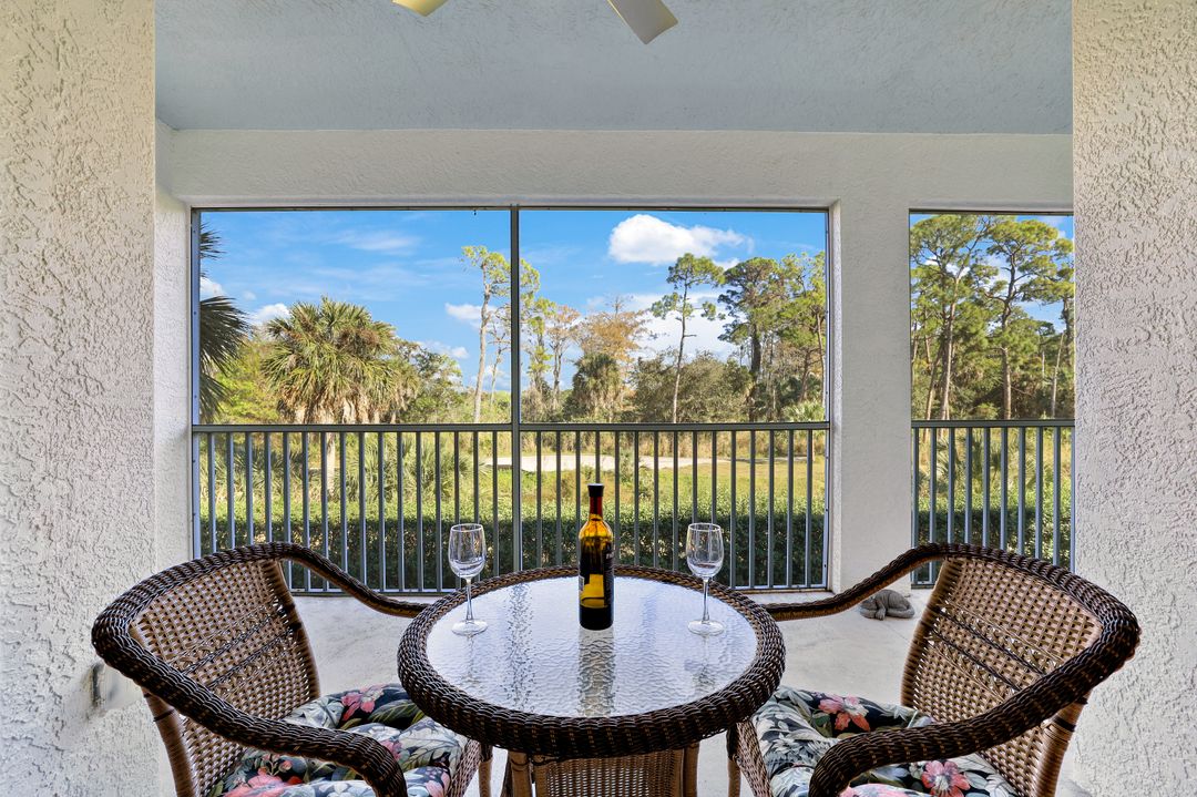 4455 Botanical Pl Cir #204, Naples, FL 34112