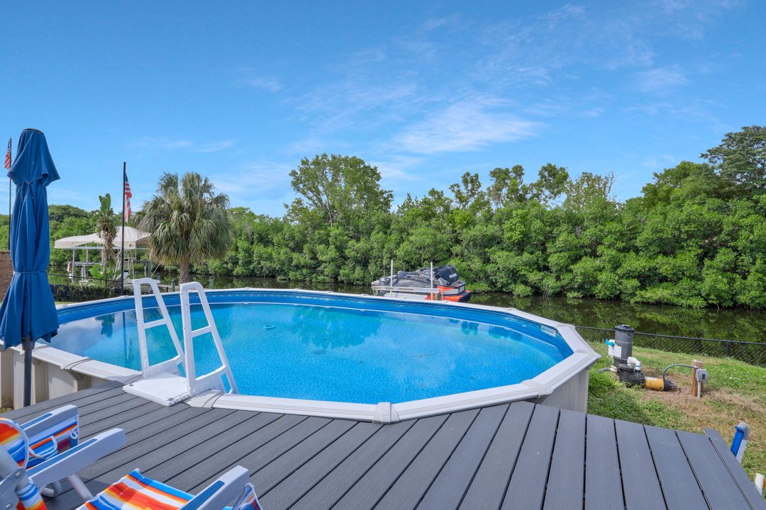 1317 Everest Pkwy, Cape Coral, FL 33904
