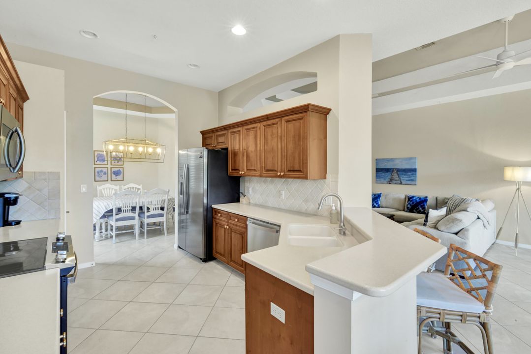 10060 Valiant Ct #202, Miromar Lakes, FL 33913