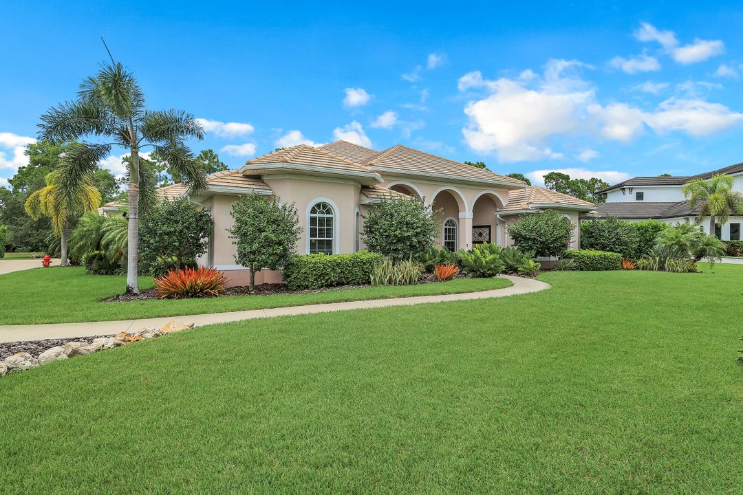 15362 Old Pine Ct, Fort Myers, FL 33912