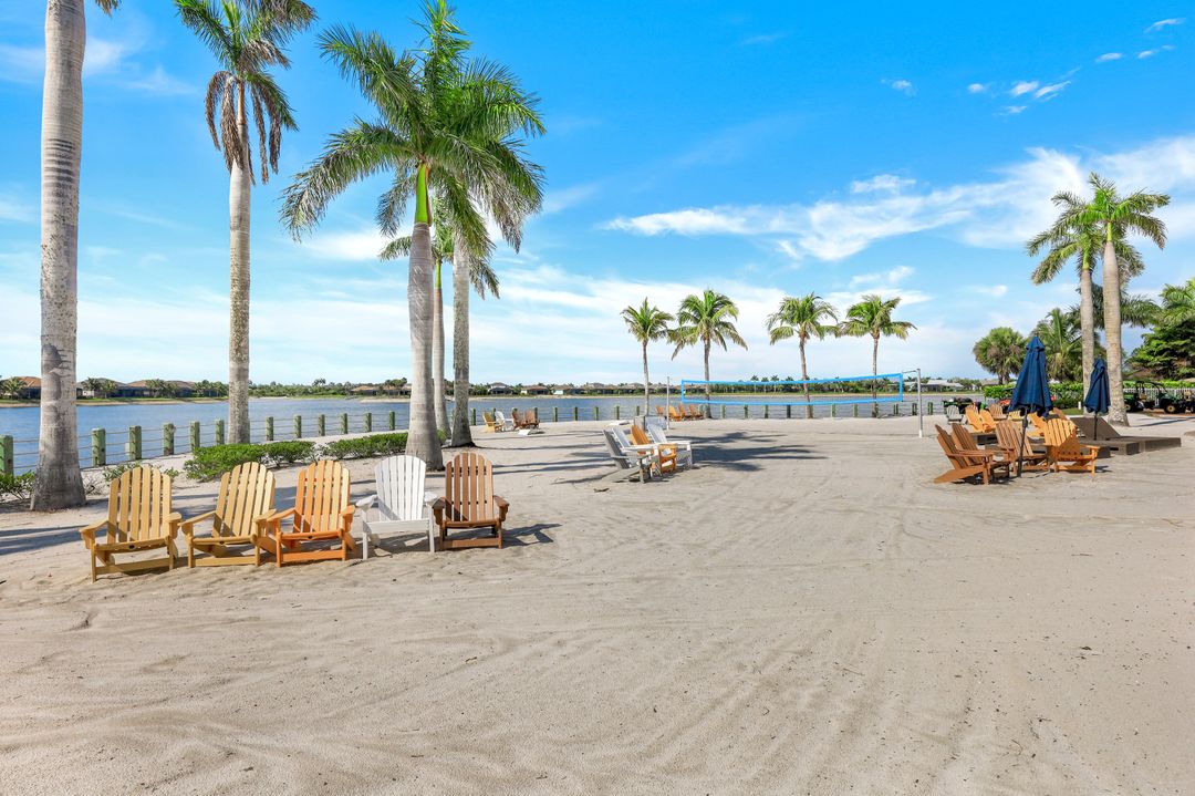 14448 Neptune Ave, Naples, FL 34114