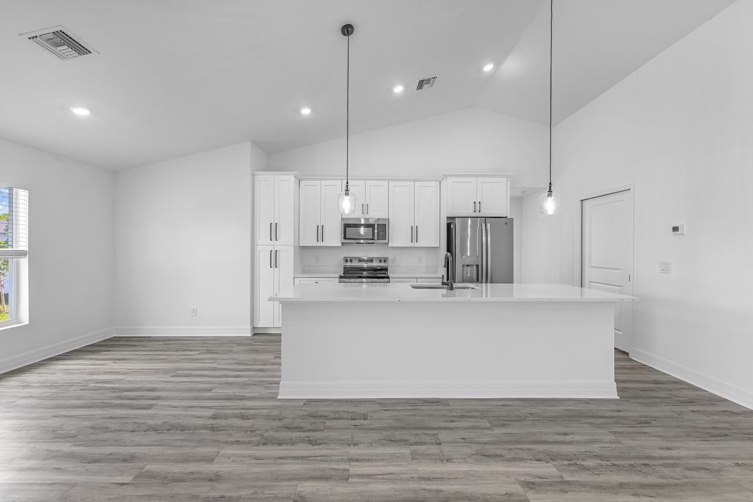 2117 NW 10th Terrace, Cape Coral, FL 33993