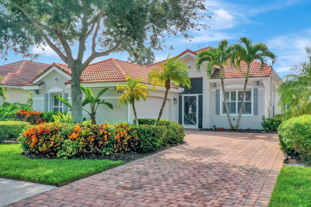 3376 Sandpiper Way, Naples, FL 34109