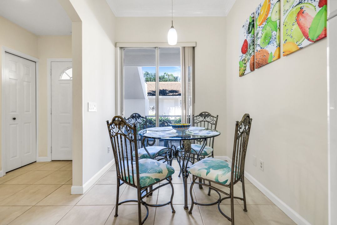 14530 Red Fox Run #215, Naples, FL 34110