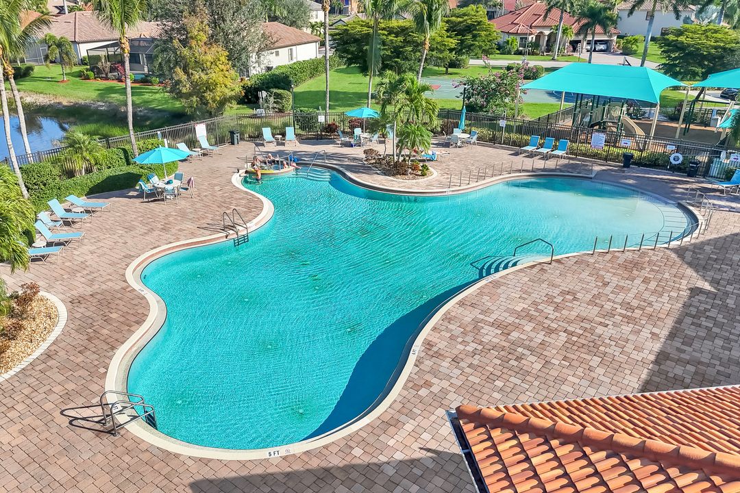 11050 Longwing Dr, Fort Myers, FL 33912