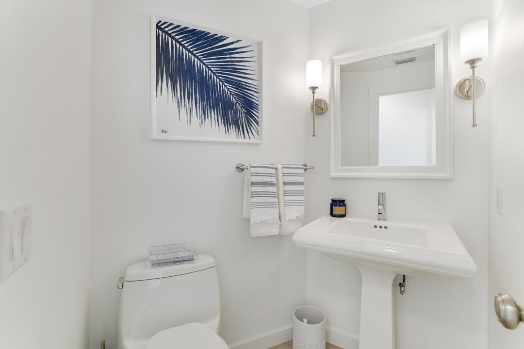 8345 Excalibur Cir #M4, Naples, FL 34108