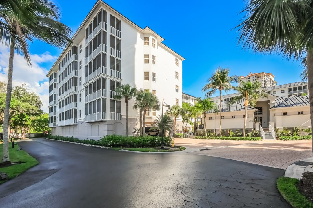 450 Launch Cir #501, Naples, FL 34108