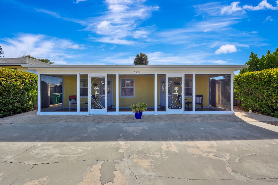 782 107th Ave N, Naples, FL 34108