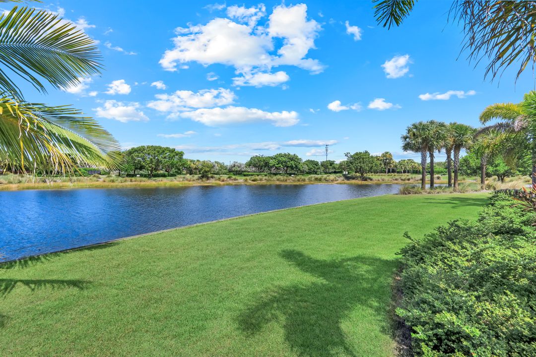 5798 Anegada Dr, Naples, FL 34113