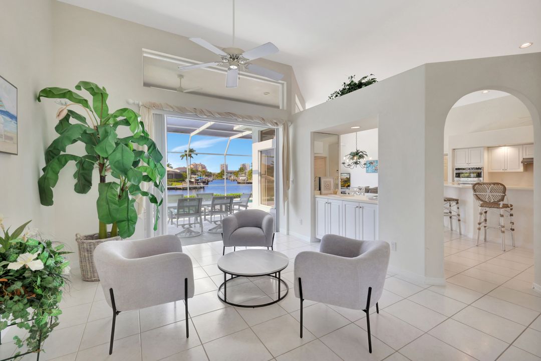 1159 Whiteheart Ct, Marco Island, FL 34145