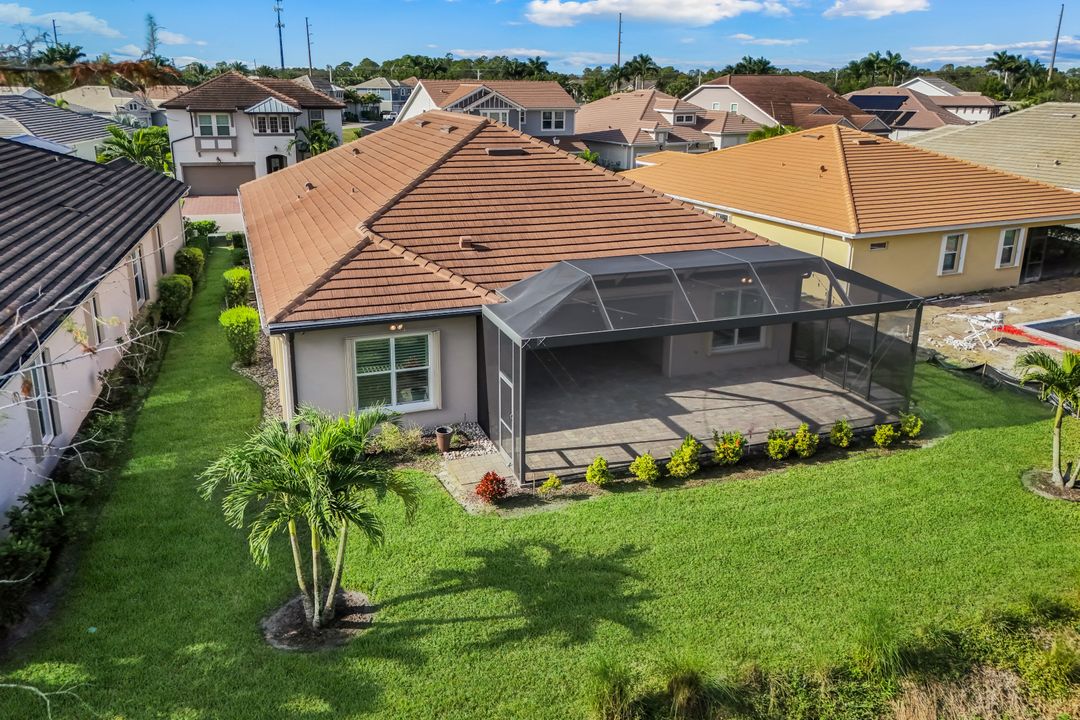 3837 Helmsman Dr, Naples, FL 34120