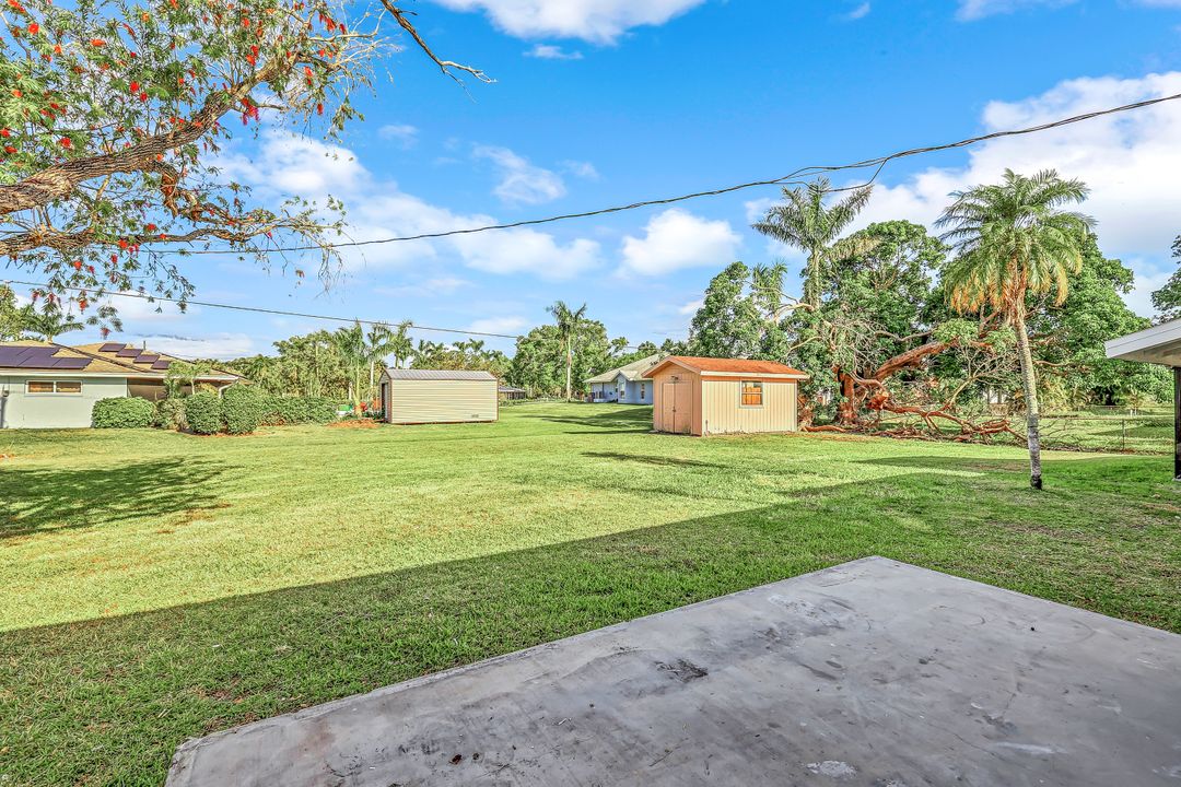 2208 Iris Way, Fort Myers, FL 33905