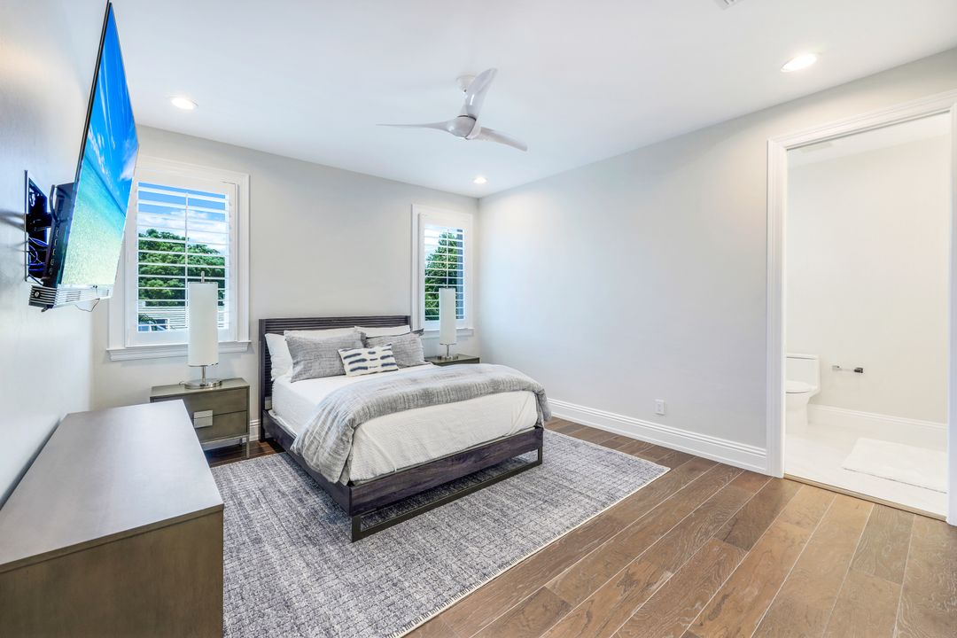 569 Neapolitan Way, Naples, FL 34103