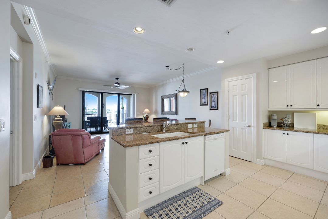 760 N Collier Blvd #206, Marco Island, FL 34145