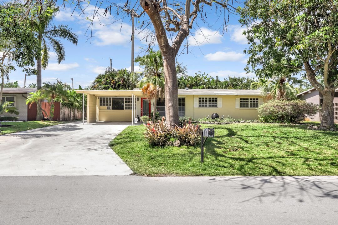 801 NW 26th St, Wilton Manors, FL 33311