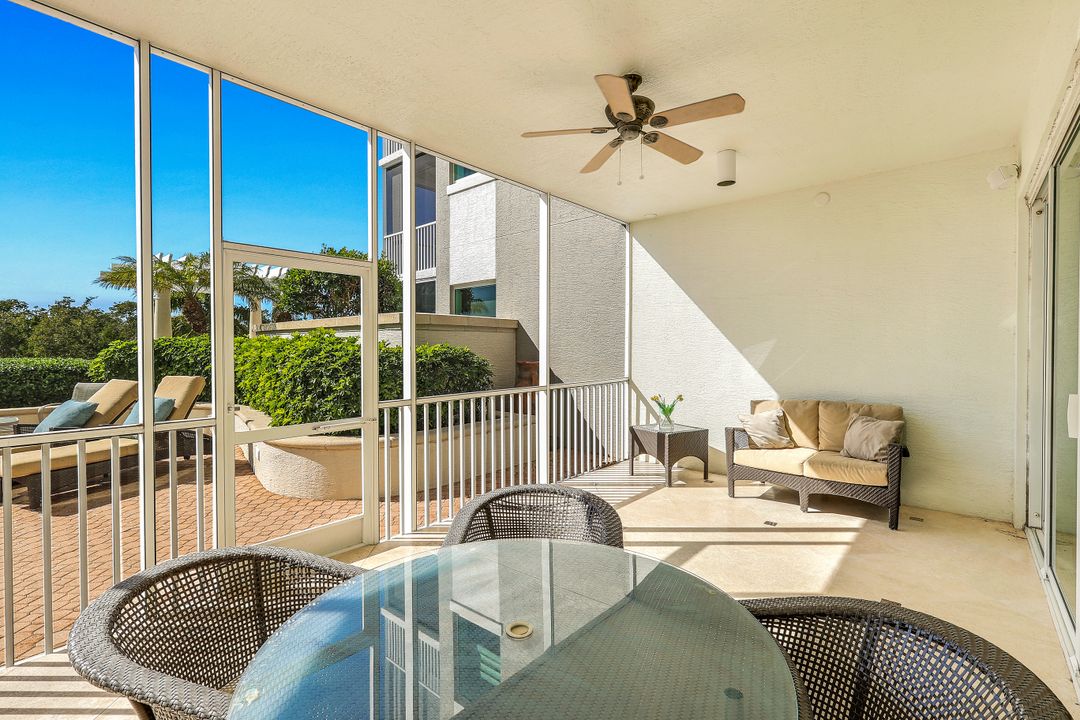 265 Indies Way #302, Naples, FL 34110