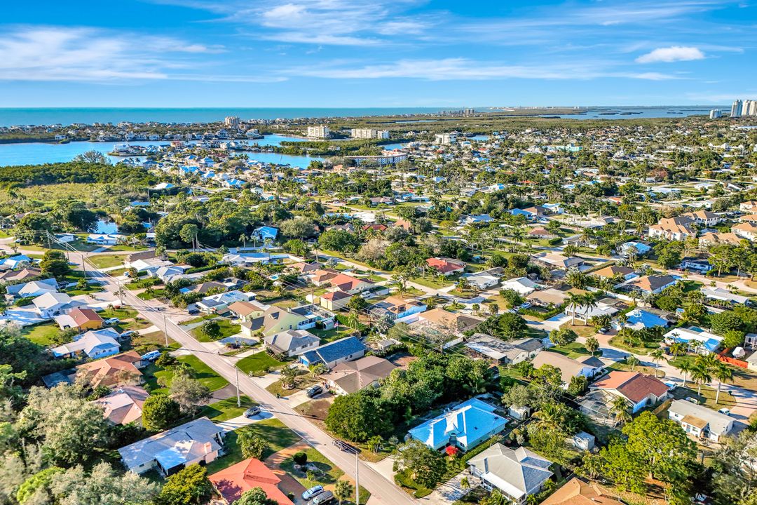 55 9th St, Bonita Springs, FL 34134