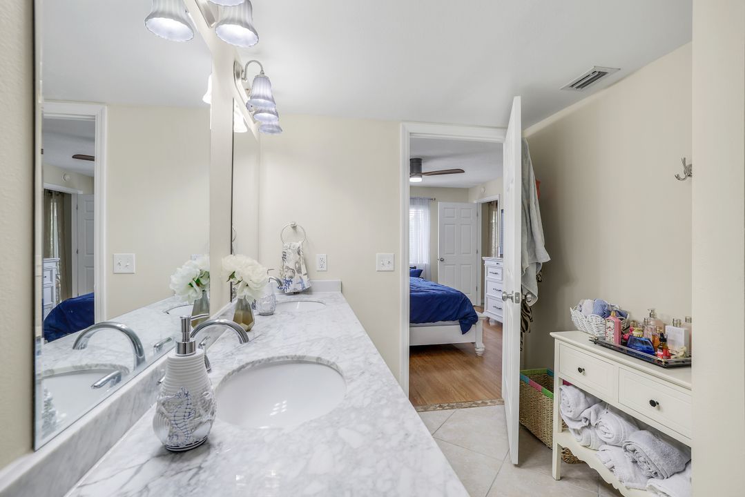 7774 Jewel Ln #103, Naples, FL 34109