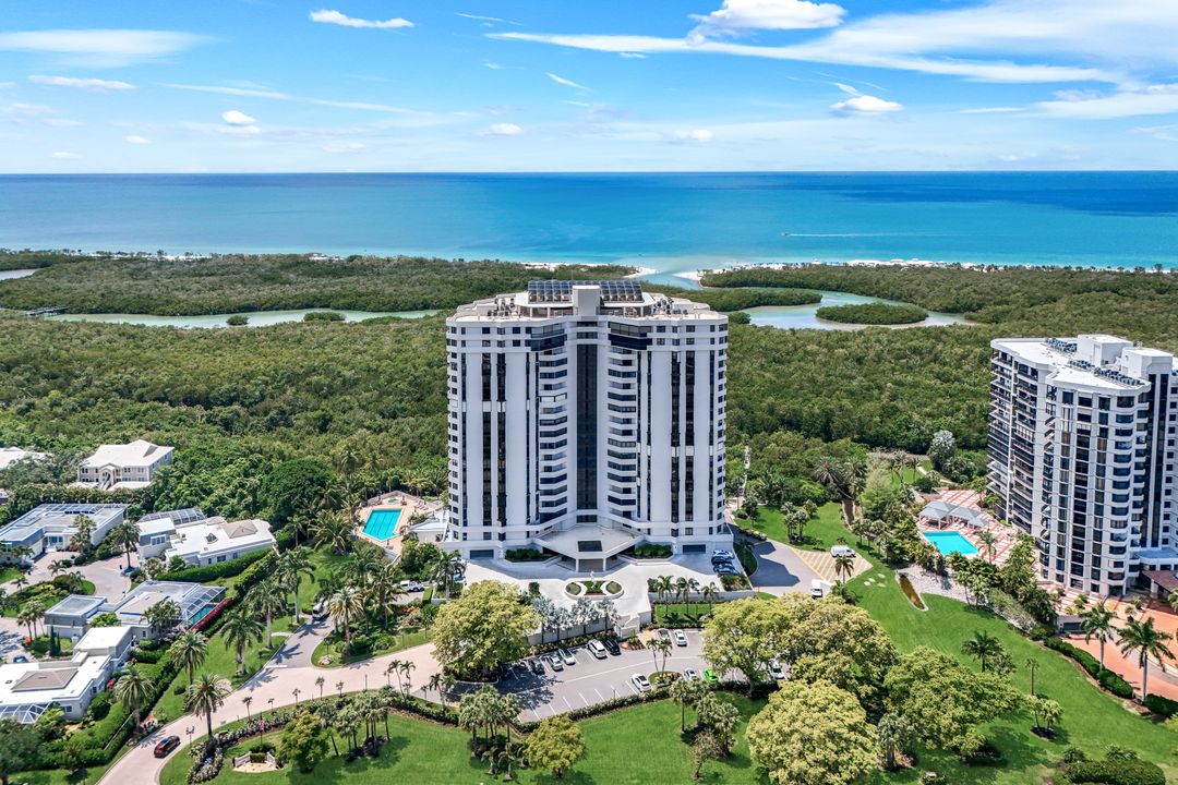 6001 Pelican Bay Blvd #1606, Naples, FL 34108