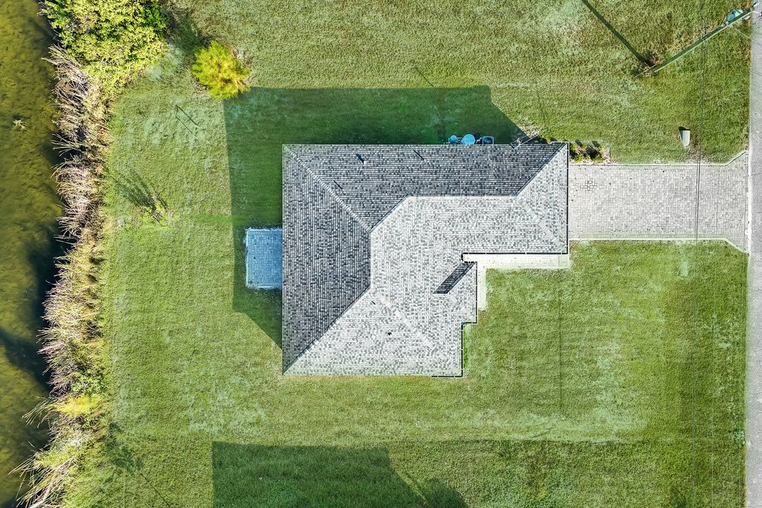 1734 NW 6th Pl, Cape Coral, FL 33993