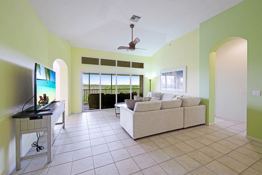 291 Lenell Rd #8C, Fort Myers Beach, FL 33931