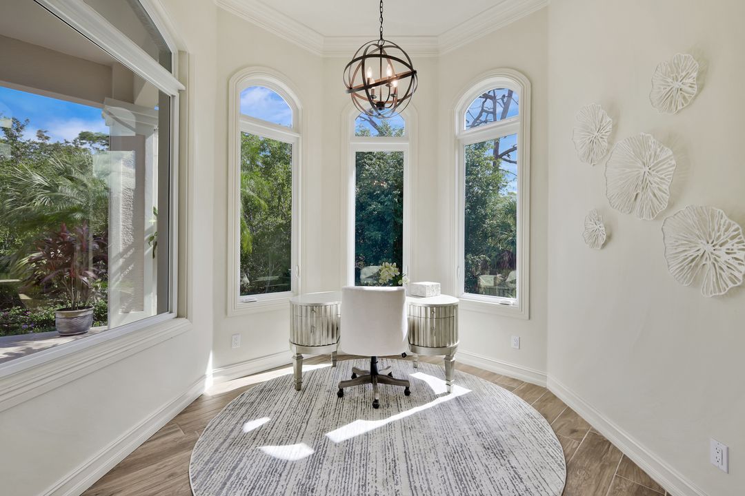 11726 Walton Pl, Naples, FL 34110