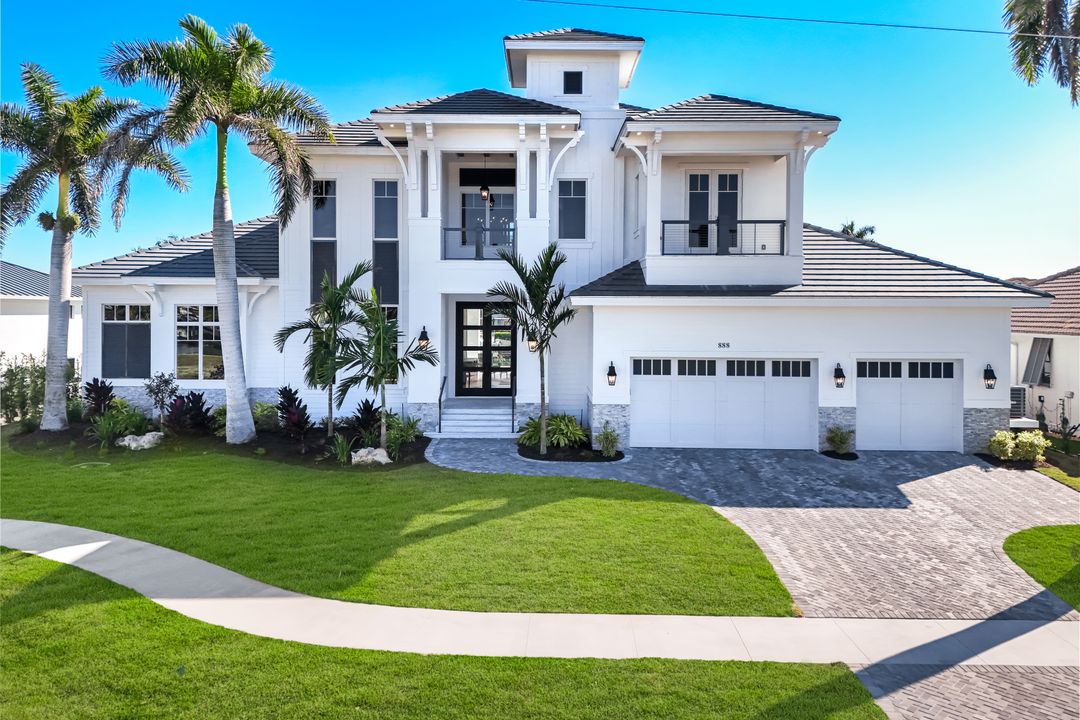 888 Banyan Ct, Marco Island, FL 34145