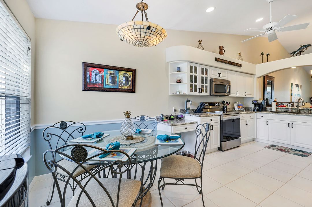 8199 Ibis Cove Cir, Naples, FL 34119