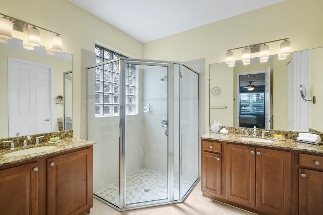 10443 Spruce Pine Ct, Fort Myers, FL 33913