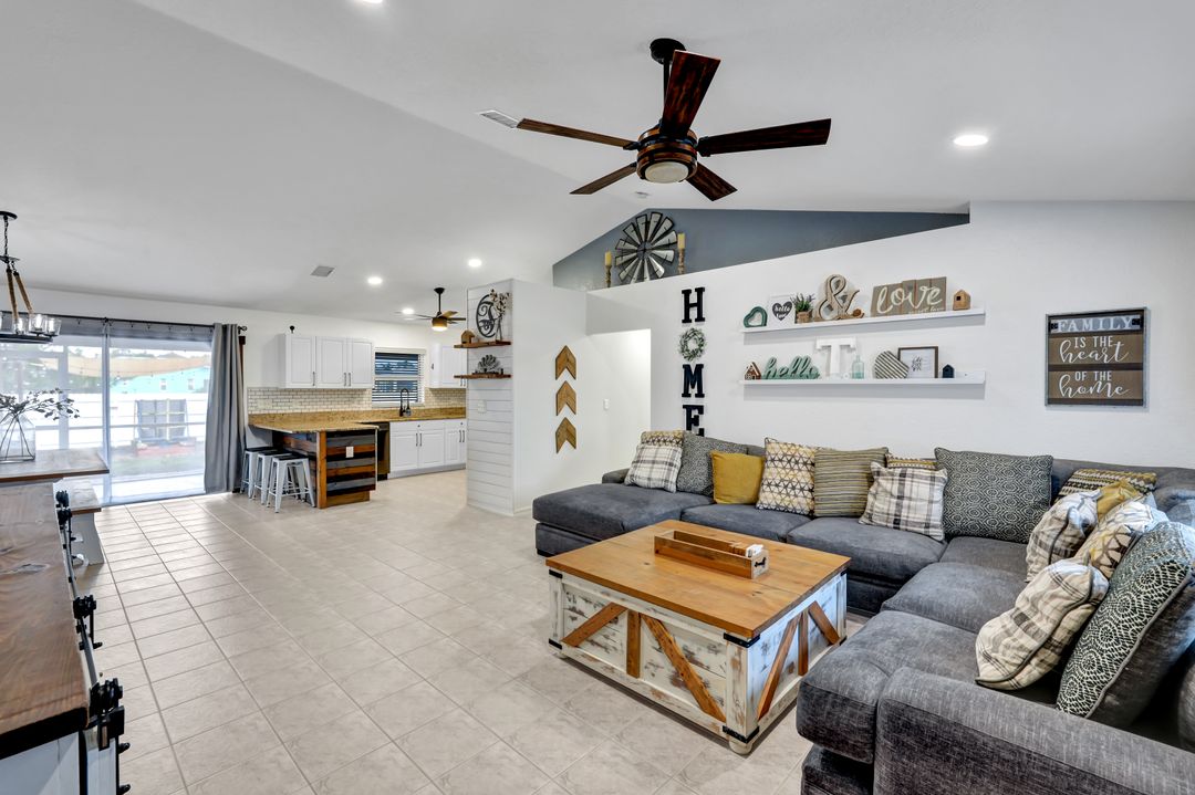 1125 NW 18th Pl, Cape Coral, FL 33993