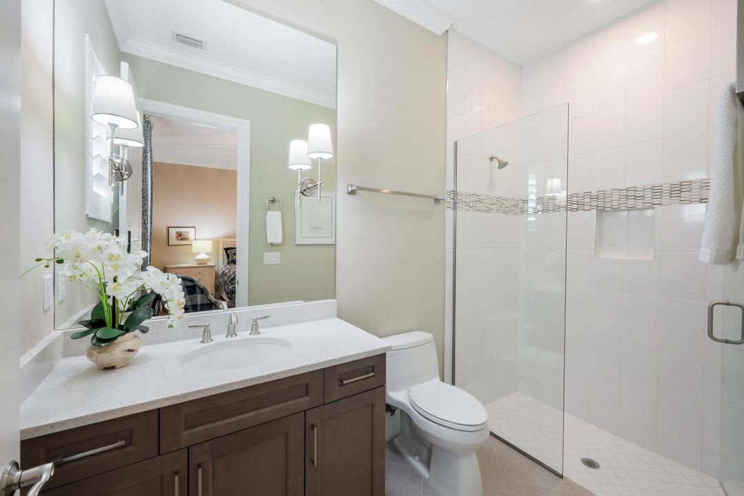 9010 Arrezo Ct, Naples, FL 34119