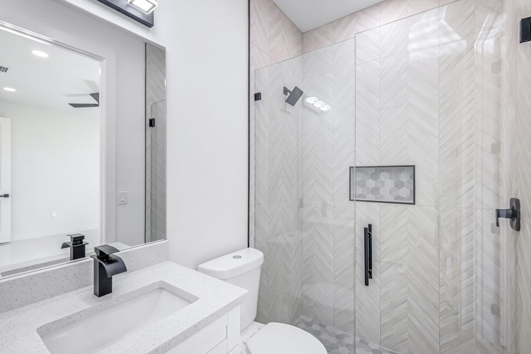 507 Prospect Ave, Lehigh Acres, FL 33972