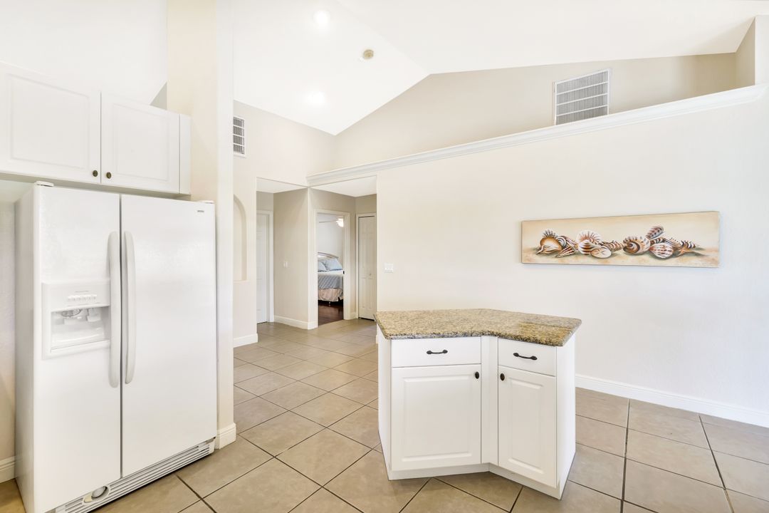 3317 SW 5th Pl, Cape Coral, FL 33914