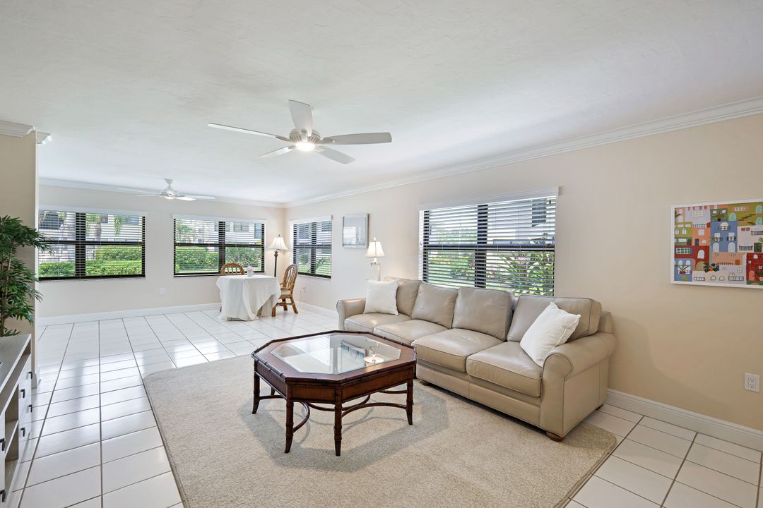 1100 9th St S #B103, Naples, FL 34102