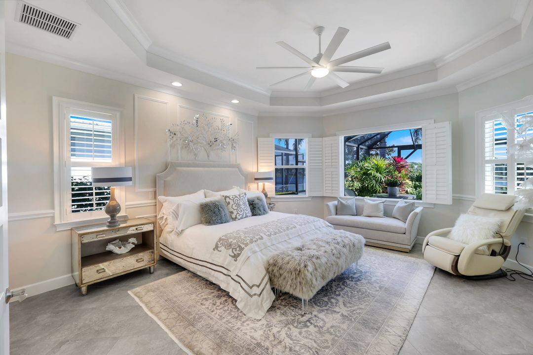 6320 Lyford Isle Dr, Naples, FL 34112