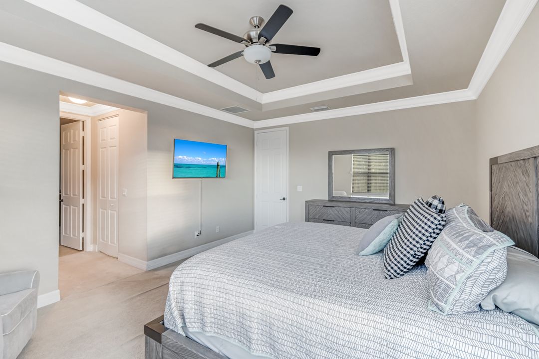 11732 Meadowrun Cir, Fort Myers, FL 33913