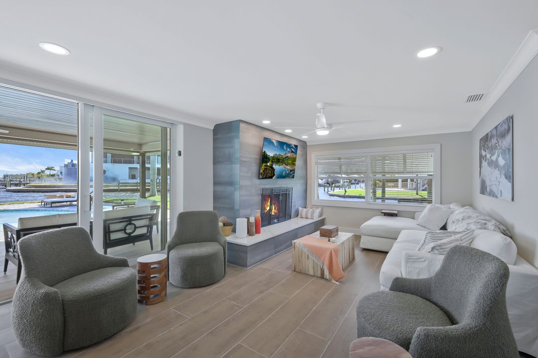 5596 Avenida Pescadora, Fort Myers Beach, FL 33931