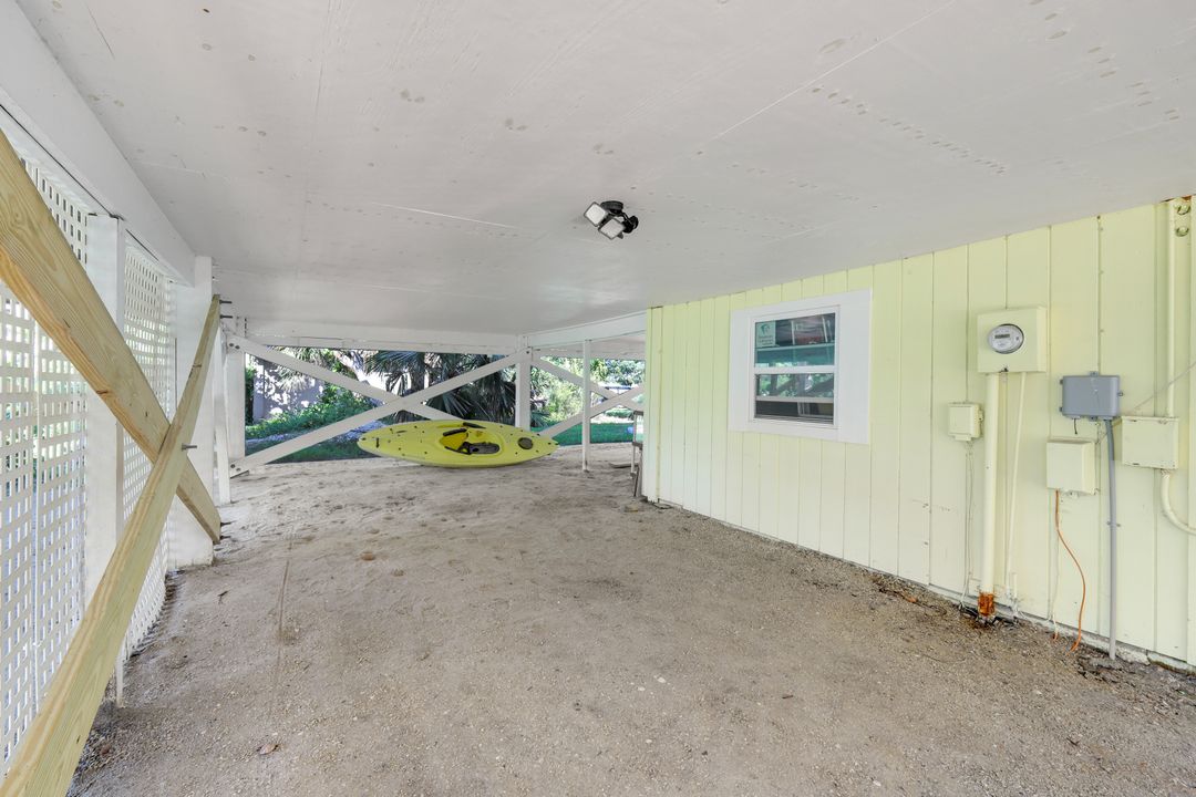 1752 Serenity Ln, Sanibel, FL 33957