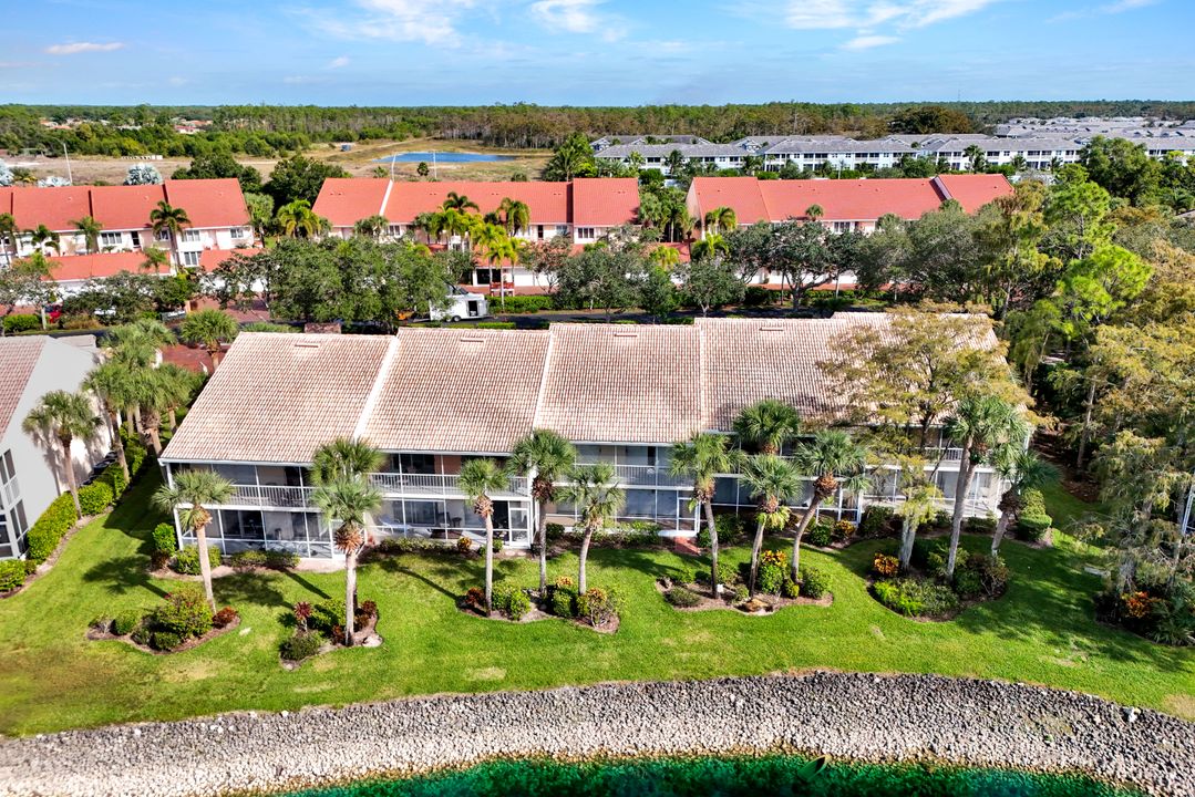 2372 Hidden Lake Dr #08, Naples, FL 34112