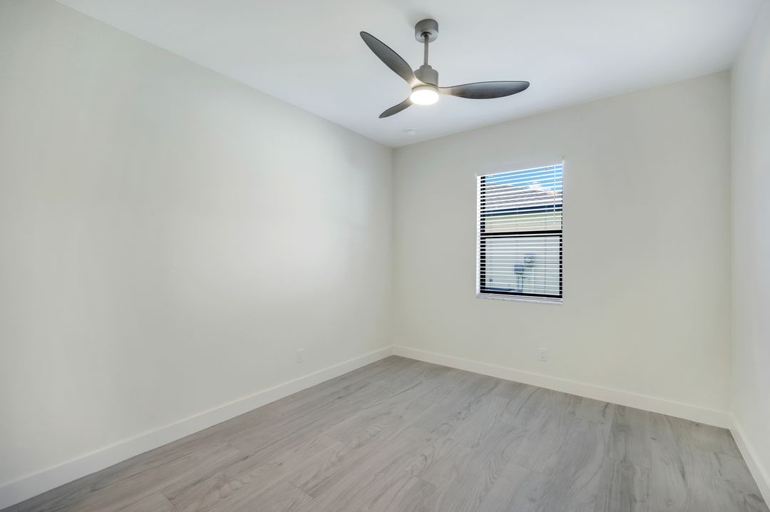 208 SW 29th Ave, Cape Coral, FL 33991